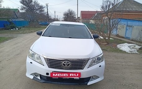 Toyota Camry, 2012 год, 1 600 000 рублей, 2 фотография