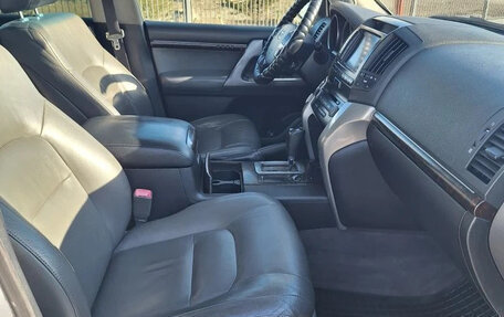 Toyota Land Cruiser 200, 2008 год, 2 350 000 рублей, 11 фотография