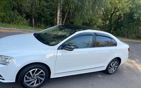 Volkswagen Jetta VI, 2017 год, 980 000 рублей, 3 фотография