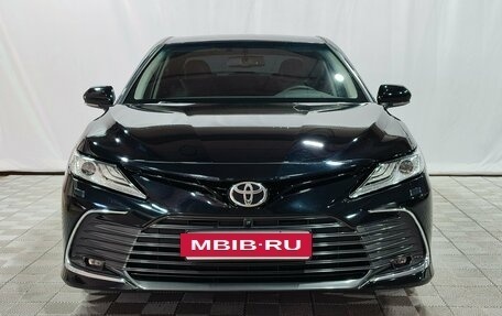 Toyota Camry, 2020 год, 2 650 000 рублей, 2 фотография
