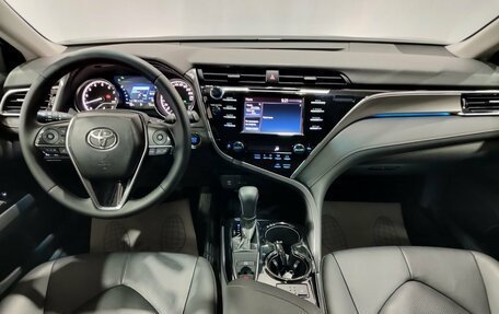 Toyota Camry, 2020 год, 2 650 000 рублей, 14 фотография