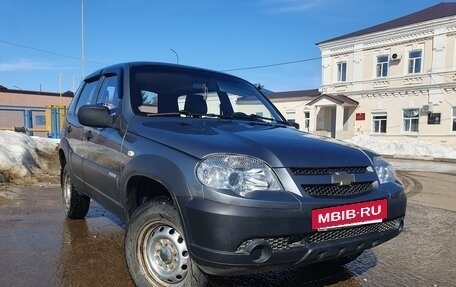 Chevrolet Niva I рестайлинг, 2015 год, 710 000 рублей, 16 фотография
