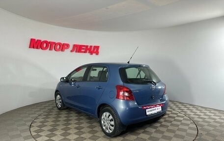 Toyota Yaris III рестайлинг, 2007 год, 550 000 рублей, 4 фотография