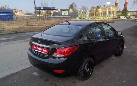 Hyundai Solaris II рестайлинг, 2011 год, 555 000 рублей, 6 фотография
