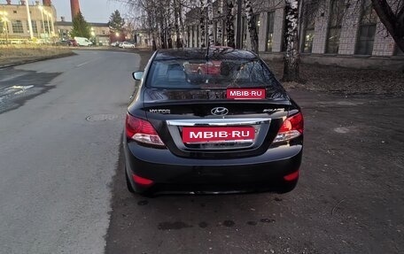 Hyundai Solaris II рестайлинг, 2011 год, 555 000 рублей, 5 фотография