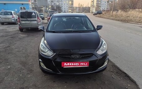 Hyundai Solaris II рестайлинг, 2011 год, 555 000 рублей, 2 фотография