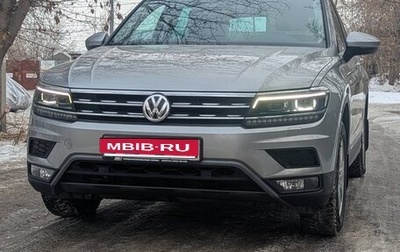 Volkswagen Tiguan II, 2018 год, 2 799 000 рублей, 1 фотография