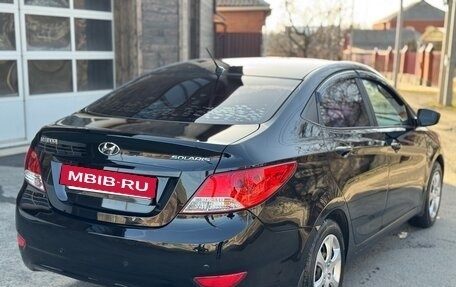 Hyundai Solaris II рестайлинг, 2013 год, 940 000 рублей, 4 фотография