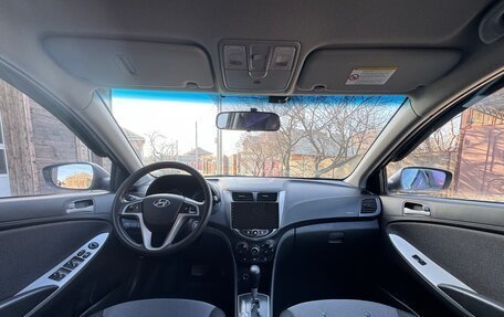 Hyundai Solaris II рестайлинг, 2013 год, 940 000 рублей, 22 фотография