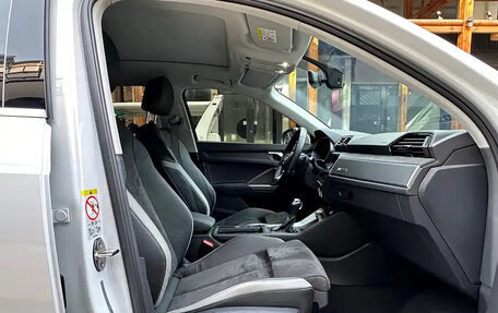 Audi Q3, 2022 год, 2 000 000 рублей, 9 фотография