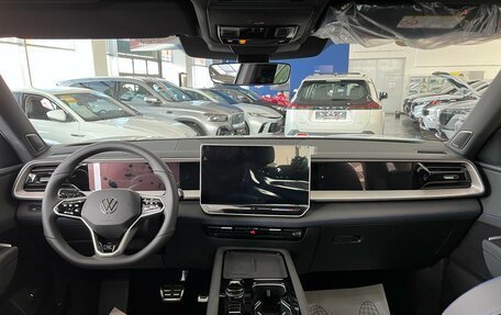 Volkswagen Teramont, 2025 год, 6 700 000 рублей, 14 фотография