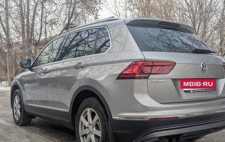 Volkswagen Tiguan II, 2018 год, 2 799 000 рублей, 8 фотография