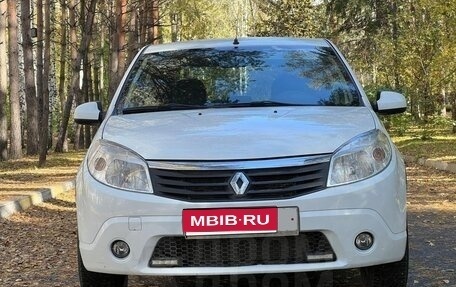 Renault Sandero II рестайлинг, 2014 год, 620 000 рублей, 1 фотография