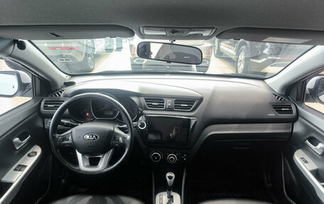 KIA Rio III рестайлинг, 2013 год, 899 000 рублей, 17 фотография