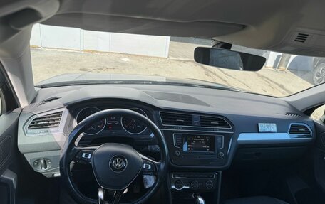 Volkswagen Tiguan II, 2017 год, 2 195 000 рублей, 8 фотография