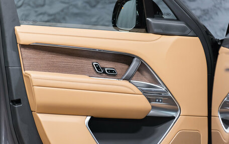 Land Rover Range Rover IV рестайлинг, 2026 год, 27 890 000 рублей, 27 фотография
