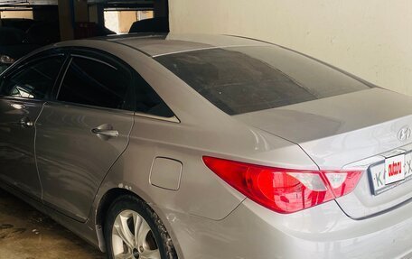 Hyundai Sonata VI, 2012 год, 850 000 рублей, 6 фотография