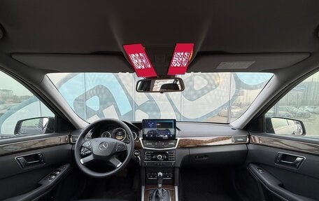 Mercedes-Benz E-Класс, 2011 год, 1 485 000 рублей, 2 фотография