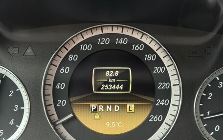 Mercedes-Benz E-Класс, 2011 год, 1 485 000 рублей, 20 фотография