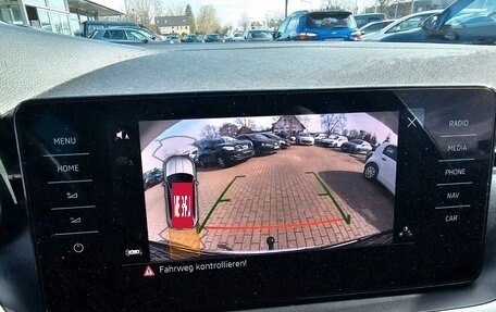 Skoda Kamiq I, 2022 год, 2 250 000 рублей, 2 фотография