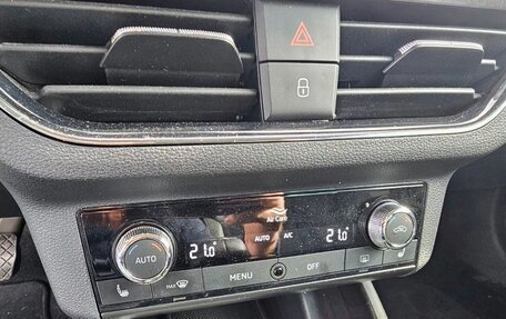 Skoda Kamiq I, 2022 год, 2 250 000 рублей, 20 фотография