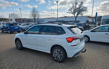 Skoda Kamiq I, 2022 год, 2 250 000 рублей, 17 фотография