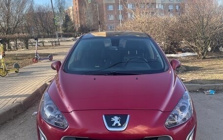 Peugeot 308 II, 2011 год, 850 000 рублей, 10 фотография