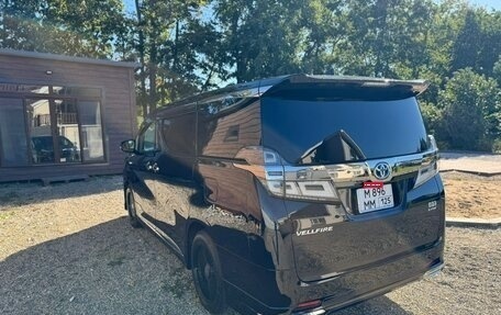 Toyota Vellfire II, 2018 год, 4 200 000 рублей, 3 фотография