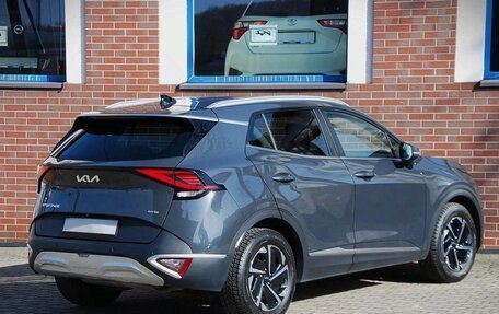 KIA Sportage IV рестайлинг, 2022 год, 2 650 000 рублей, 4 фотография