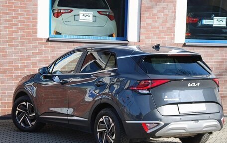 KIA Sportage IV рестайлинг, 2022 год, 2 650 000 рублей, 6 фотография