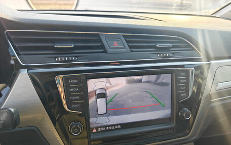 Volkswagen Touran III, 2022 год, 2 550 000 рублей, 14 фотография