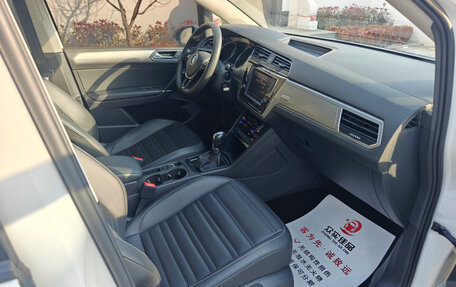 Volkswagen Touran III, 2022 год, 2 550 000 рублей, 13 фотография