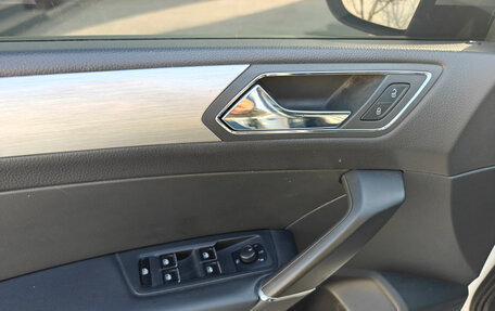 Volkswagen Touran III, 2022 год, 2 550 000 рублей, 26 фотография