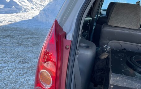 Mazda Premacy III, 2003 год, 420 000 рублей, 29 фотография