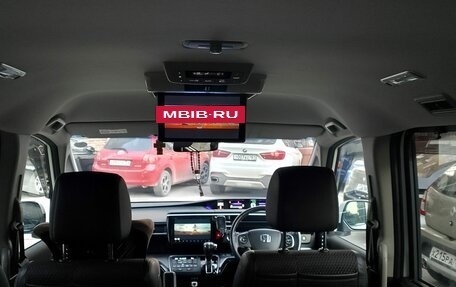 Honda Stepwgn IV, 2015 год, 1 200 000 рублей, 13 фотография