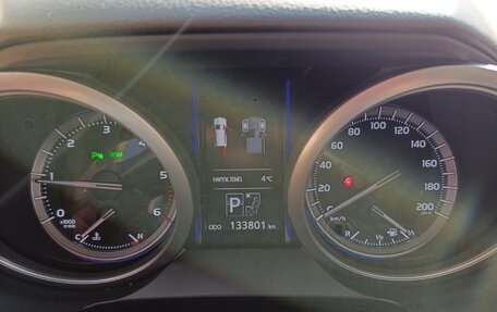 Toyota Land Cruiser Prado 150 рестайлинг 2, 2015 год, 4 500 000 рублей, 6 фотография