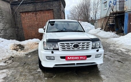 Toyota Land Cruiser 100 рестайлинг 2, 1999 год, 1 750 000 рублей, 3 фотография
