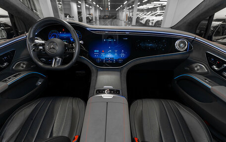 Mercedes-Benz EQS, 2022 год, 9 750 000 рублей, 8 фотография