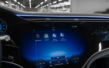 Mercedes-Benz EQS, 2022 год, 9 750 000 рублей, 24 фотография