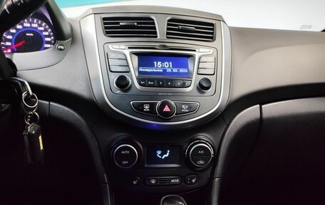 Hyundai Solaris II рестайлинг, 2016 год, 1 063 000 рублей, 17 фотография