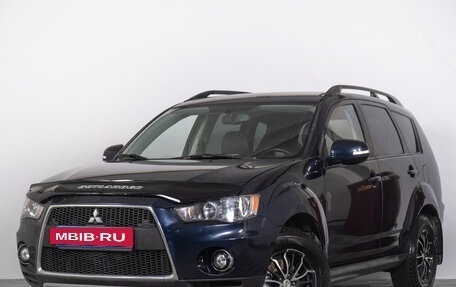 Mitsubishi Outlander III рестайлинг 3, 2012 год, 1 549 000 рублей, 2 фотография