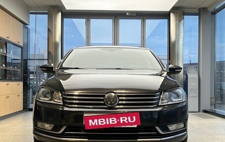 Volkswagen Passat B7, 2011 год, 1 099 000 рублей, 2 фотография