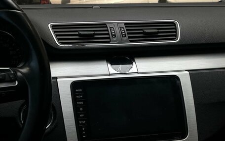 Volkswagen Passat B7, 2011 год, 1 099 000 рублей, 18 фотография