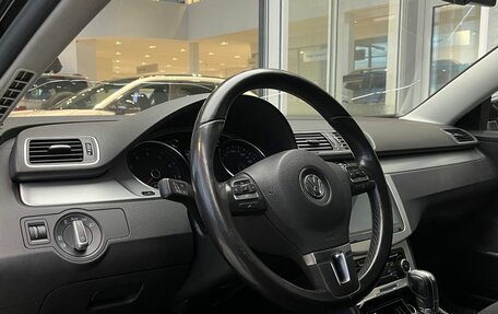 Volkswagen Passat B7, 2011 год, 1 099 000 рублей, 16 фотография