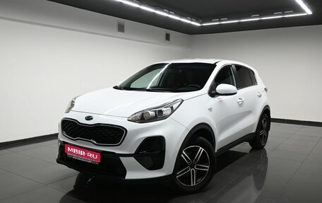 KIA Sportage IV рестайлинг, 2019 год, 1 825 000 рублей, 1 фотография