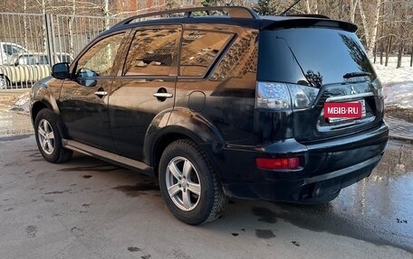 Mitsubishi Outlander III рестайлинг 3, 2011 год, 890 000 рублей, 11 фотография