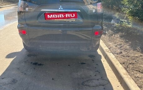 Mitsubishi Outlander III рестайлинг 3, 2011 год, 890 000 рублей, 5 фотография