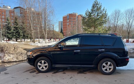 Mitsubishi Outlander III рестайлинг 3, 2011 год, 890 000 рублей, 13 фотография