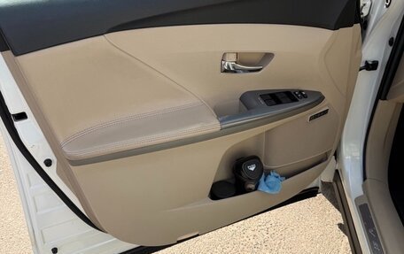 Toyota Venza I, 2011 год, 2 745 000 рублей, 15 фотография