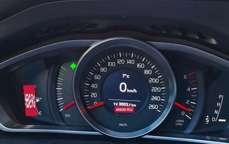 Volvo V40 II рестайлинг, 2015 год, 1 200 000 рублей, 11 фотография